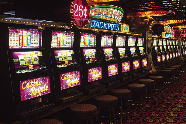 Adventures Beyond Wonderland slot game interface on mobile phone